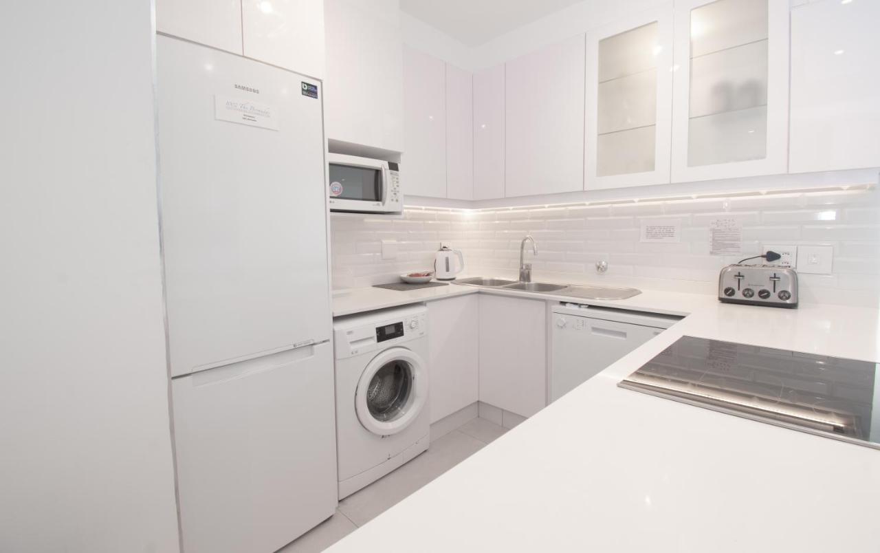1002 Bermudas - By In Umhlanga Apartment *